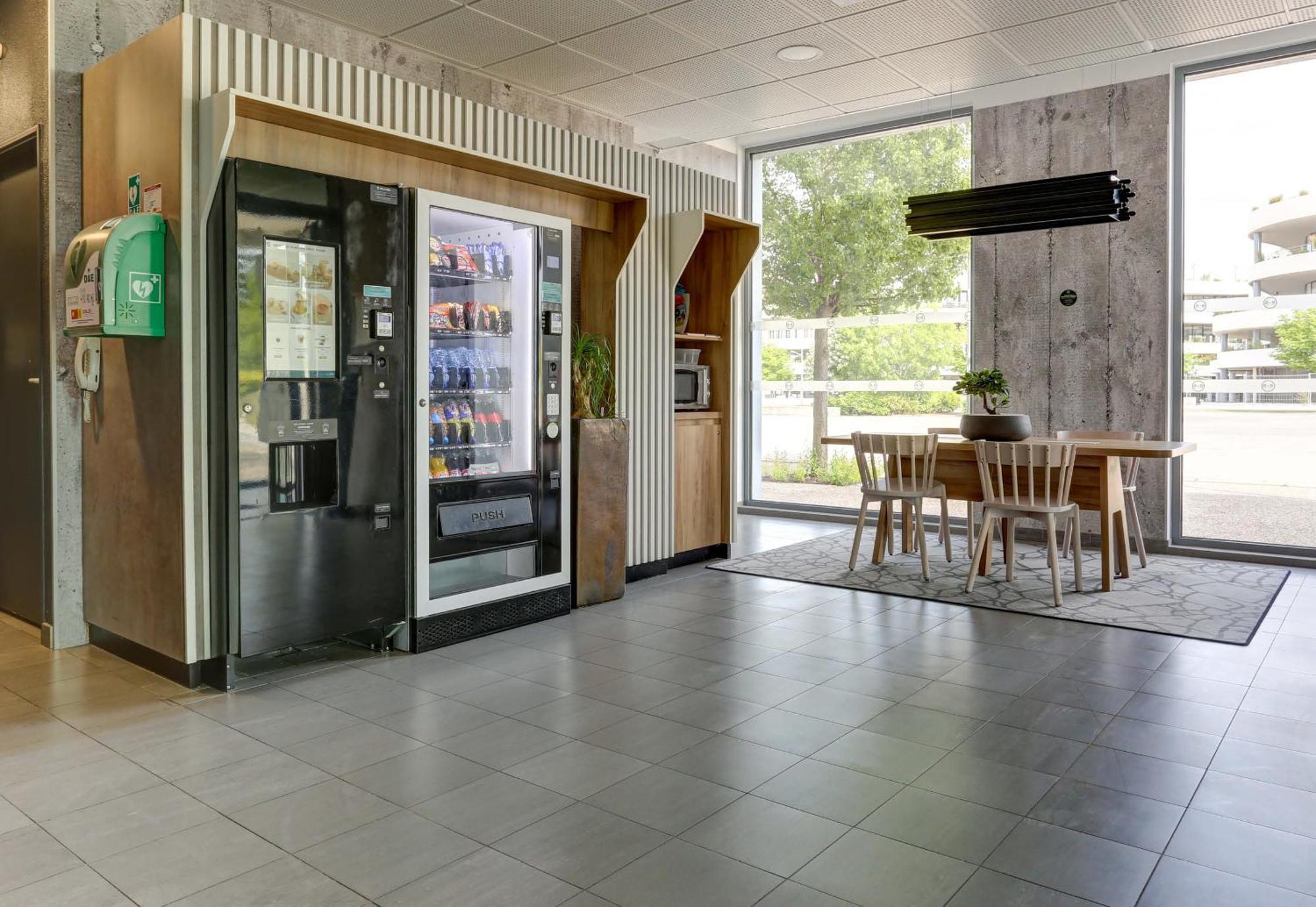 B&B Hotel Reims Bezannes Екстер'єр фото